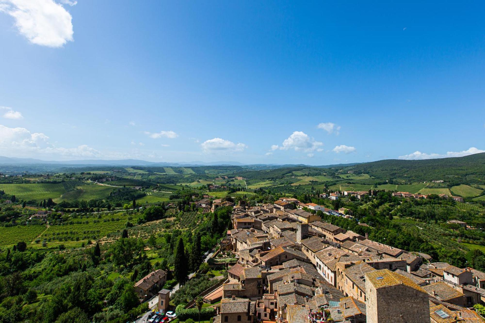 The Artists' Tower - Amazing View From The Tower Apartment San Gimignano Ngoại thất bức ảnh