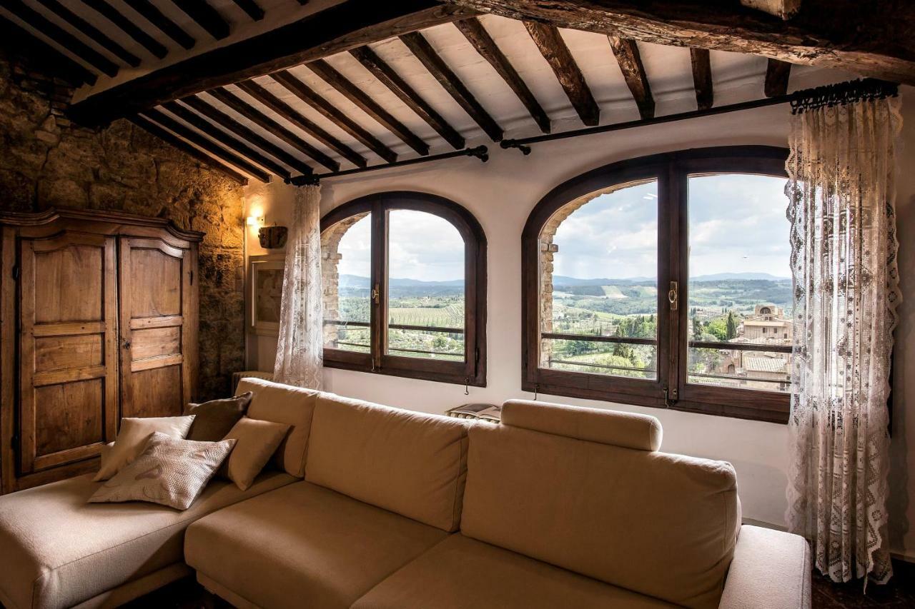 The Artists' Tower - Amazing View From The Tower Apartment San Gimignano Ngoại thất bức ảnh